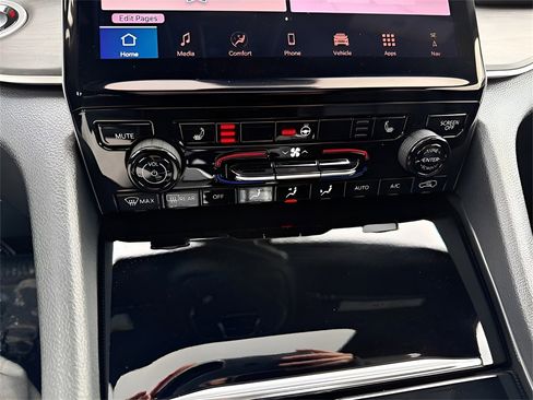 New 2025 Jeep Grand Cherokee Limited image 30