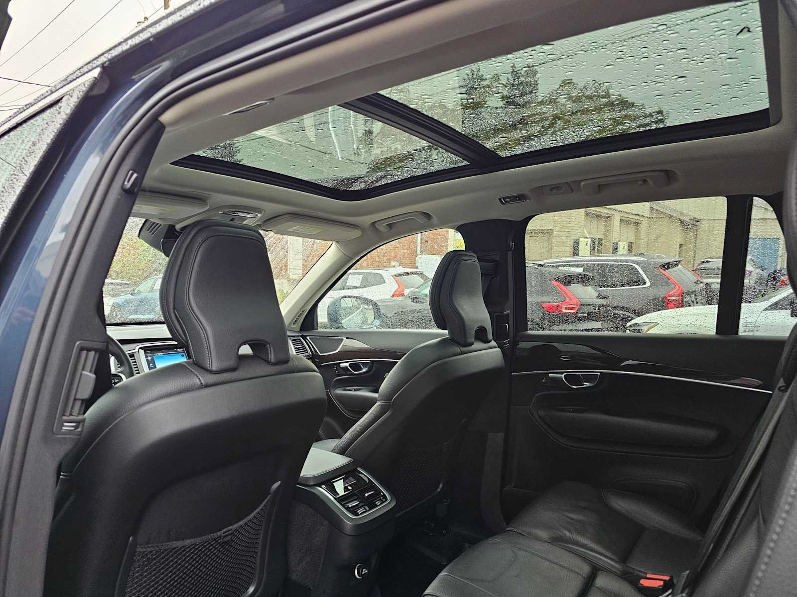 Used 2019 Volvo XC90 T6 Momentum w/ Advanced Package AWD/4WD image 21