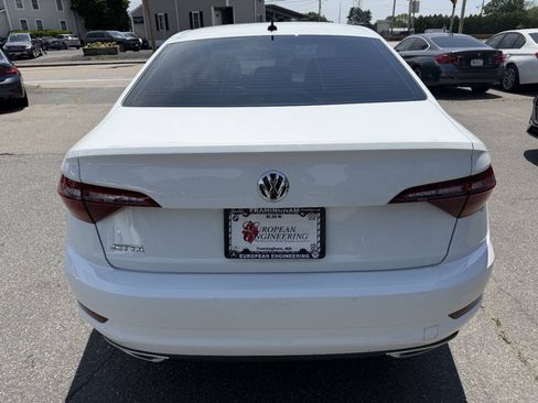 Used 2019 Volkswagen Jetta R-Line FWD image 6