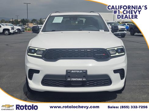 Used 2024 Dodge Durango GT image 2