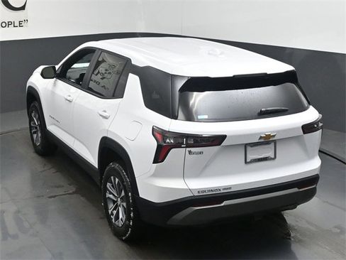 New 2026 Chevrolet Equinox LT w/ Convenience Package II image 19