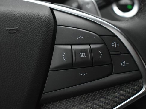 Used 2023 Cadillac XT5 Sportv w/ Technology Package image 21