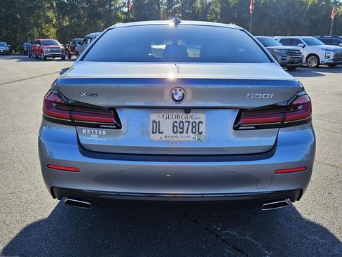 Used 2022 BMW 530i xDrive w/ Convenience Package image 10