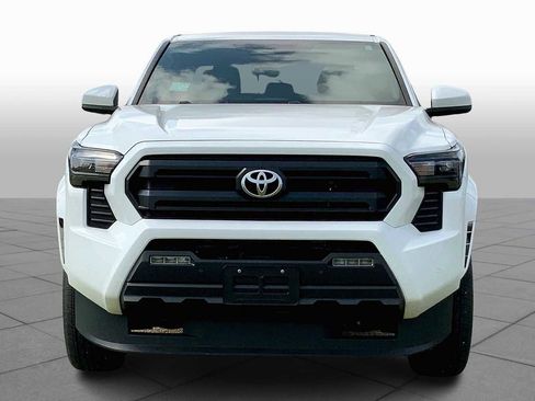 Used 2024 Toyota Tacoma SR5 image 4