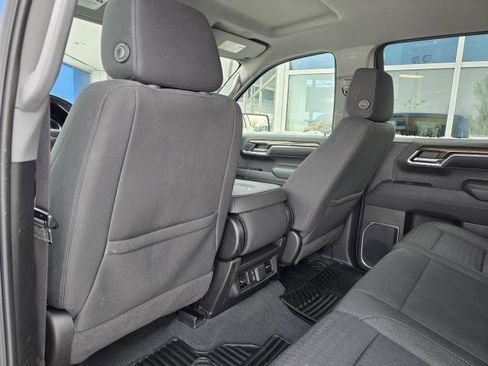 Used 2023 Chevrolet Silverado 1500 LT Trail Boss w/ LPO, Dark Essentials Package image 28