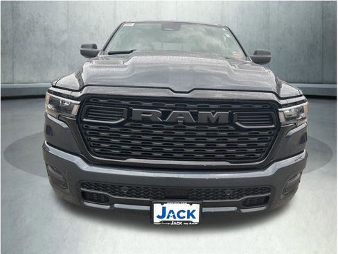 New 2026 RAM 1500 Express AWD/4WD image 9