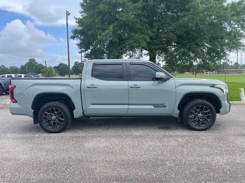 Used 2024 Toyota Tundra Platinum AWD/4WD image 9