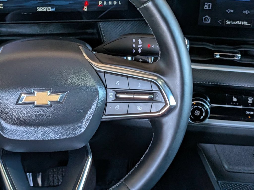 Used 2025 Chevrolet Equinox LT AWD/4WD image 18