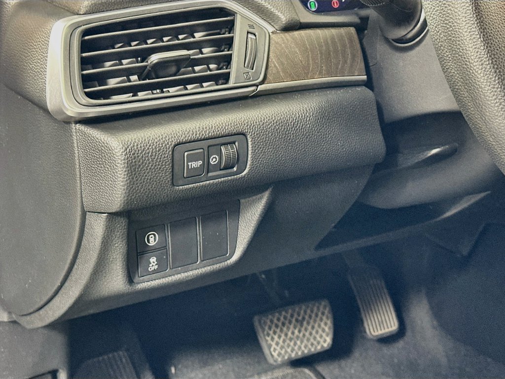 Used 2018 Honda Accord EX image 10