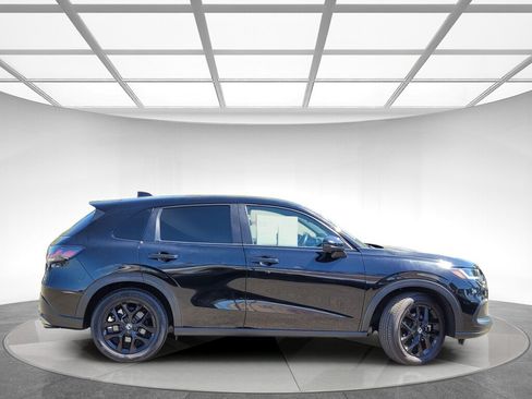Certified 2023 Honda HR-V Sport image 2