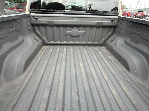 Used 2023 Chevrolet Colorado Z71 w/ Z71 Convenience Package 2 AWD/4WD image 10