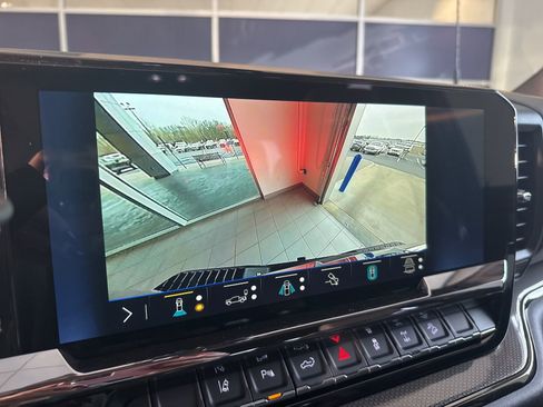 New 2026 Chevrolet Silverado 2500 ZR2 w/ LPO, Dark Essentials Package image 32