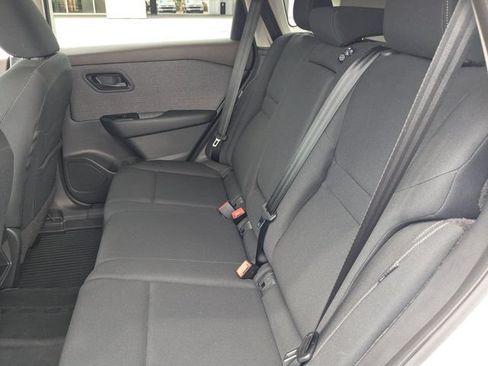 Used 2023 Nissan Rogue S FWD image 14