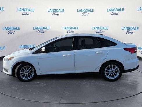Used 2015 Ford Focus SE image 10
