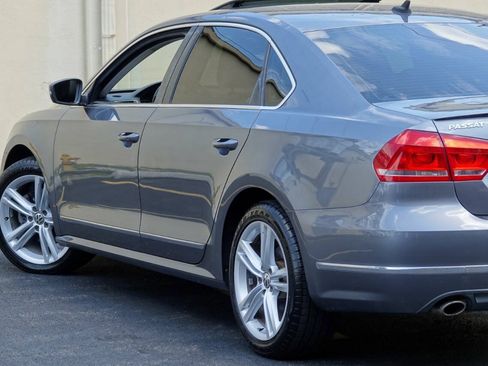 Used 2013 Volkswagen Passat TDI SEL Premium FWD image 48