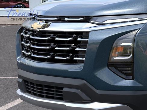 New 2026 Chevrolet Equinox LT w/ LPO, Floor Liner Package AWD/4WD image 24