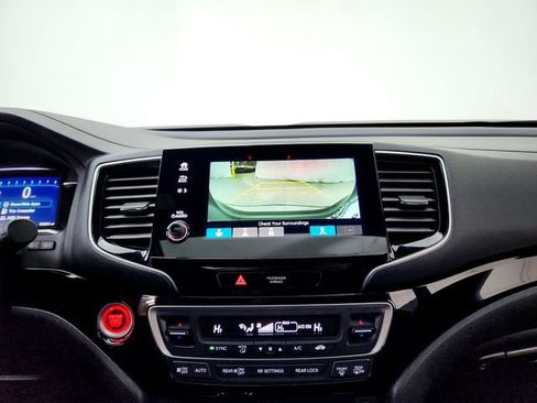 Used 2022 Honda Pilot Black Edition image 23