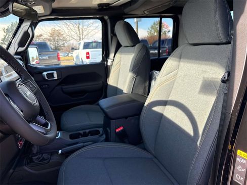 New 2026 Jeep Gladiator Willys image 11