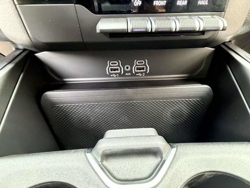 New 2026 RAM 1500 Express AWD/4WD image 20