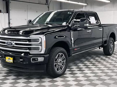 Used 2023 Ford F250 Limited AWD/4WD image 11