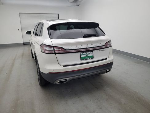 Used 2019 Lincoln Nautilus Reserve AWD/4WD image 6