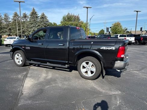 Used 2018 RAM 1500 SLT AWD/4WD image 6