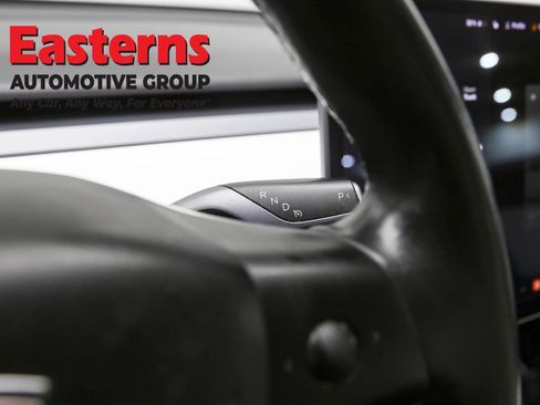 Used 2018 Tesla Model 3 Long Range image 13