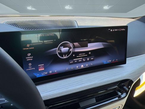 New 2026 BMW 330i Sedan w/ Convenience Package RWD image 20