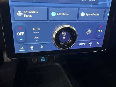 Used 2024 Ford Mustang Mach-E Premium AWD/4WD image 28