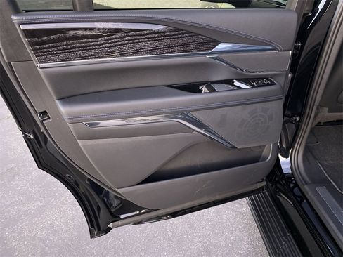 Used 2025 Cadillac Escalade IQ Sport 1 image 35