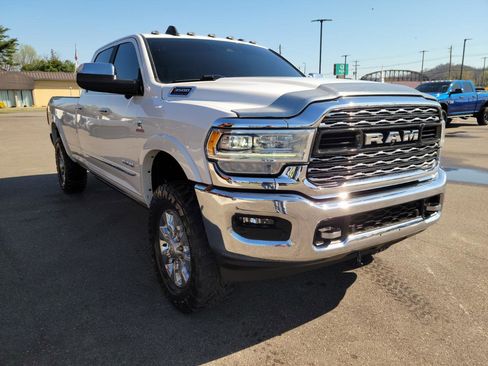 Used 2020 RAM 3500 Limited AWD/4WD image 3