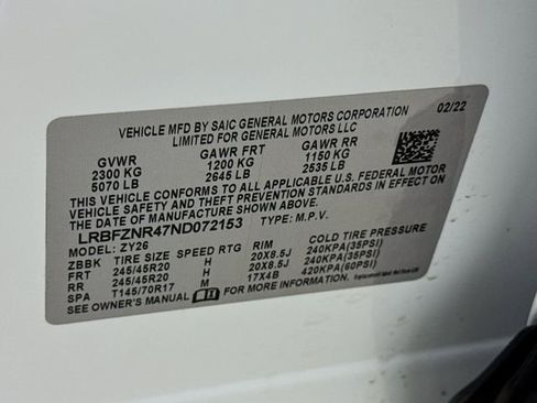 Used 2022 Buick Envision Essence w/ Technology Package I FWD image 31