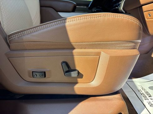 Used 2022 RAM 2500 Laramie w/ Rambox Utility Group image 30