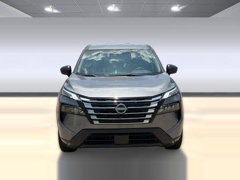 Used 2024 Nissan Rogue S AWD/4WD image 6