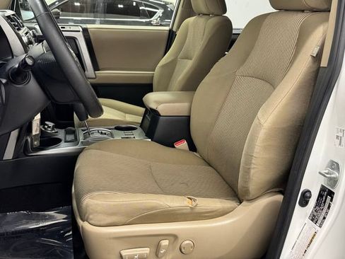 Used 2019 Toyota 4Runner SR5 AWD/4WD image 11