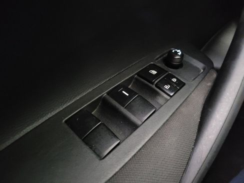 Used 2023 Toyota Corolla LE FWD image 27
