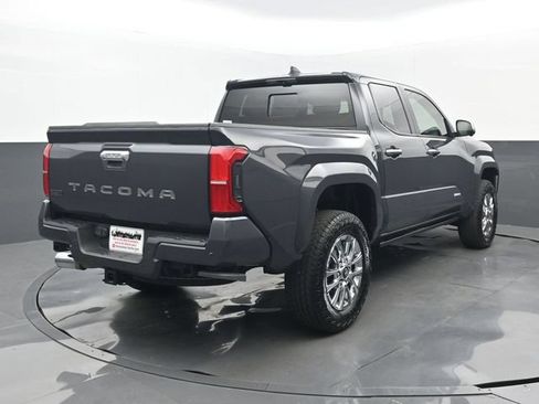 Used 2024 Toyota Tacoma Limited w/ Limited Package (LT) AWD/4WD image 23