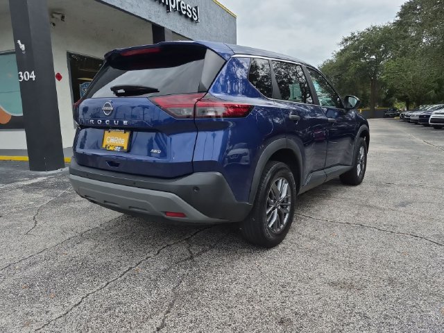 Used 2023 Nissan Rogue S AWD/4WD image 5