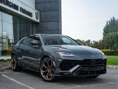 Used 2024 Lamborghini Urus Performante