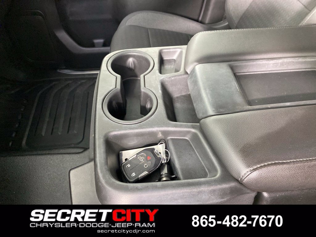 Used 2020 Chevrolet Silverado 1500 LT w/ Convenience Package AWD/4WD image 23