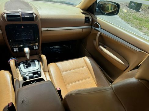 Used 2009 Porsche Cayenne AWD/4WD image 21