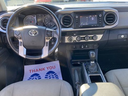 Used 2019 Toyota Tacoma SR5 image 9