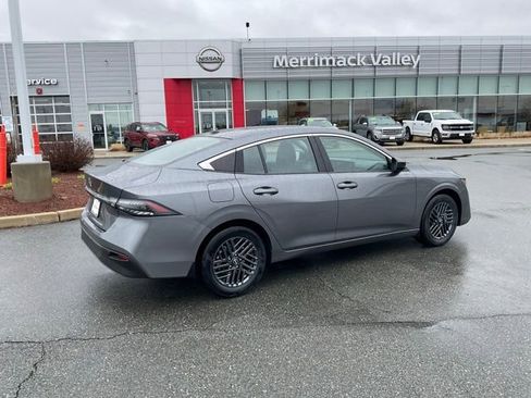 New 2026 Nissan Sentra SV FWD image 6