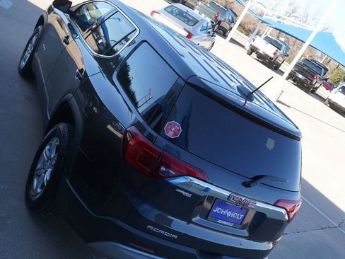 Used 2019 GMC Acadia SLE image 13