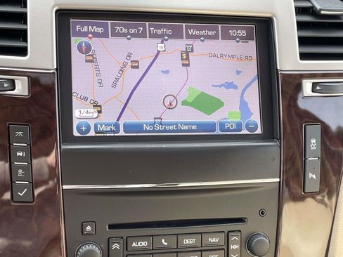 Used 2014 Cadillac Escalade Premium image 26