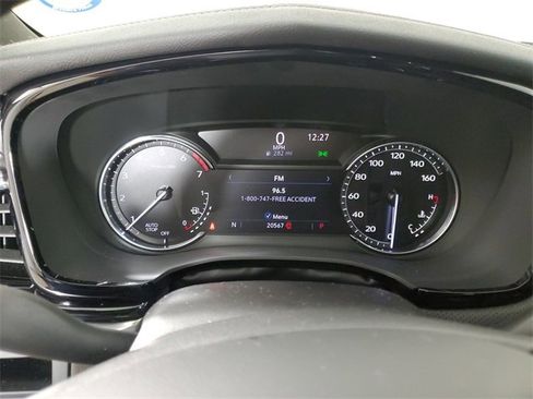 Used 2022 Cadillac XT6 Luxury image 28