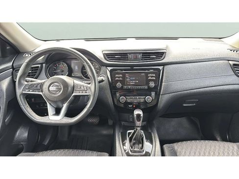 Used 2017 Nissan Rogue SV image 13