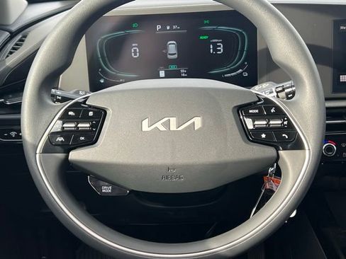 New 2026 Kia Niro LX FWD image 21