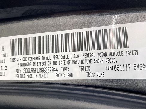 Used 2016 RAM 2500 Laramie AWD/4WD image 33