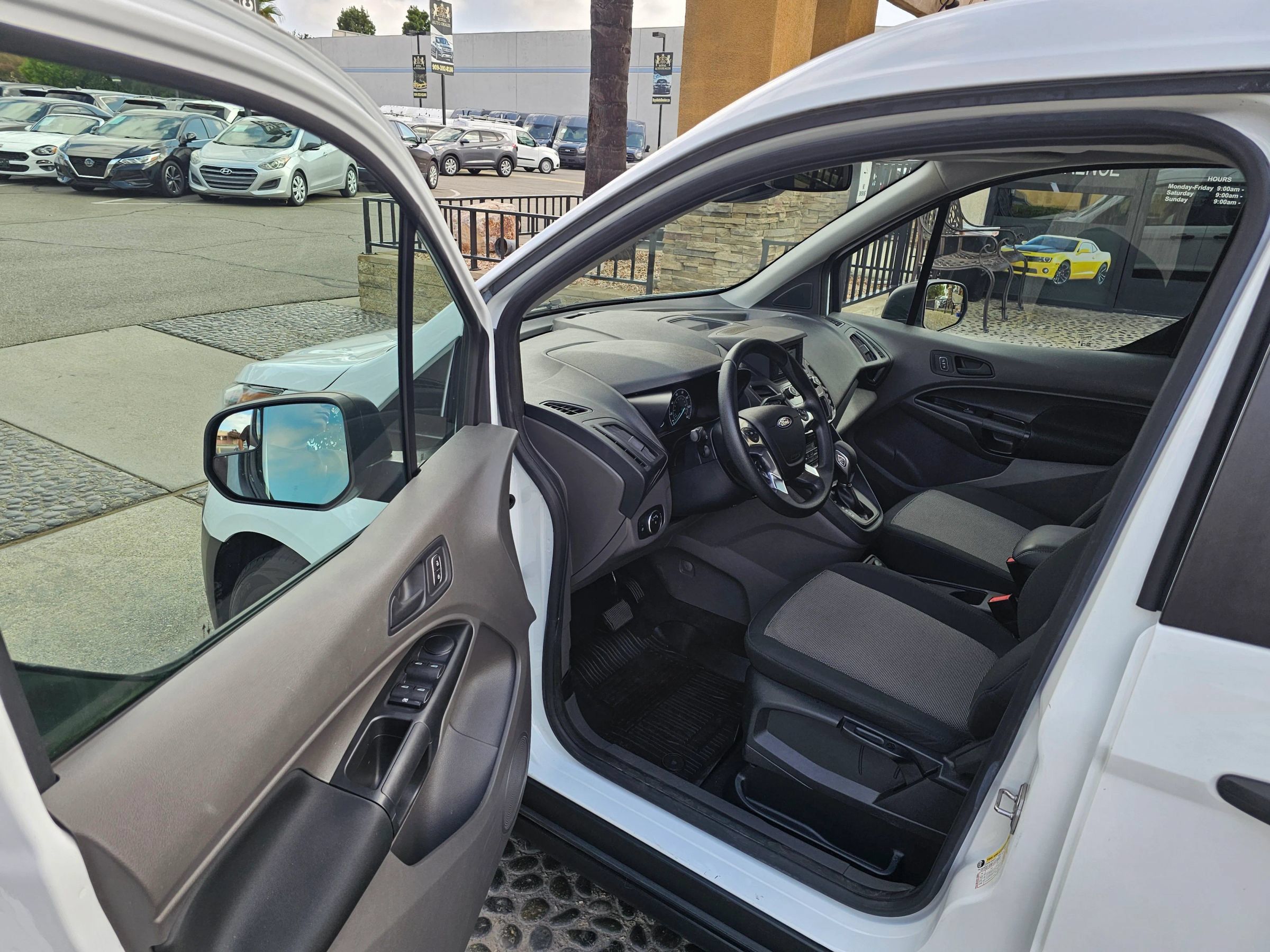 Used 2021 Ford Transit Connect XL FWD image 9